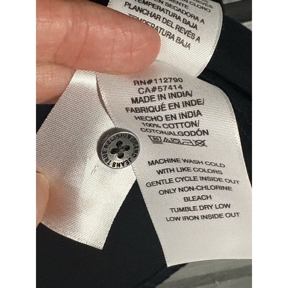 True Religion Embroidered Shirt Mens M Long Sleeve Button Up World Tour NEW $89 - Picture 6 of 8